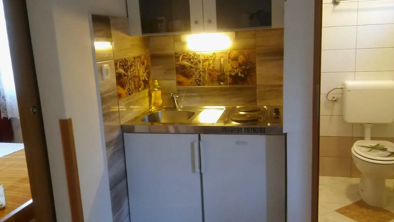 Apartmani Vitkovic II Cres 0*,